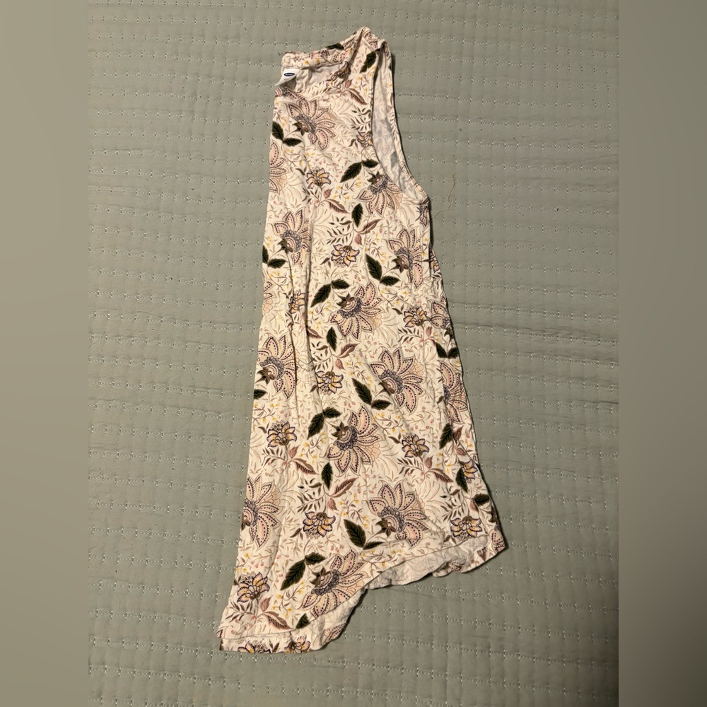 Old Navy Floral Print Top in Cream and Pink